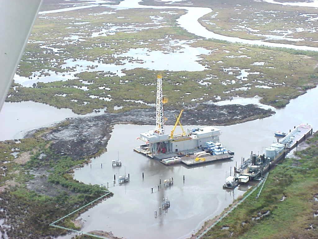 Barge Rig 20 — full view